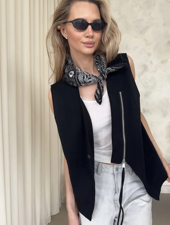 Facetune_15-05-2026-13-06-21.jpg