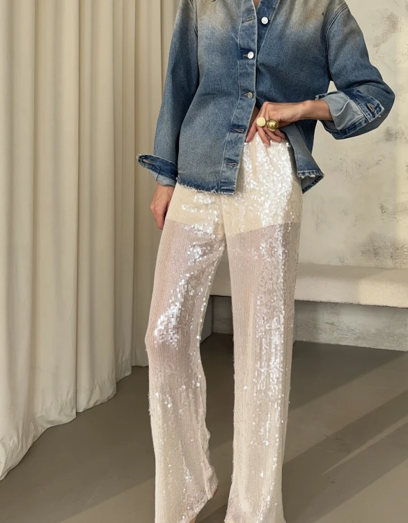 Facetune_11-06-2026-18-46-07.jpg